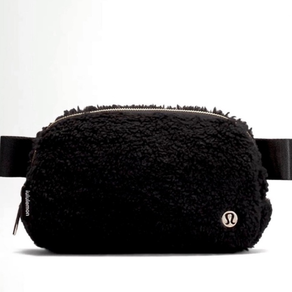 lululemon athletica Black Fleece Fur Belt Bag
